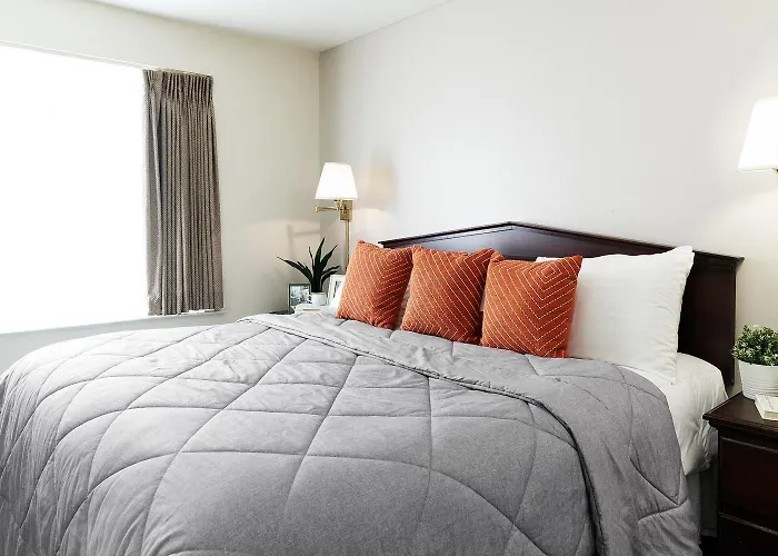 Intown Extended Sc - Airport Hotel