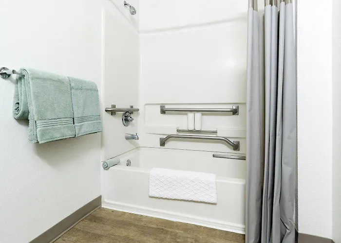 Hotel Intown Extended Sc - Airport 2*